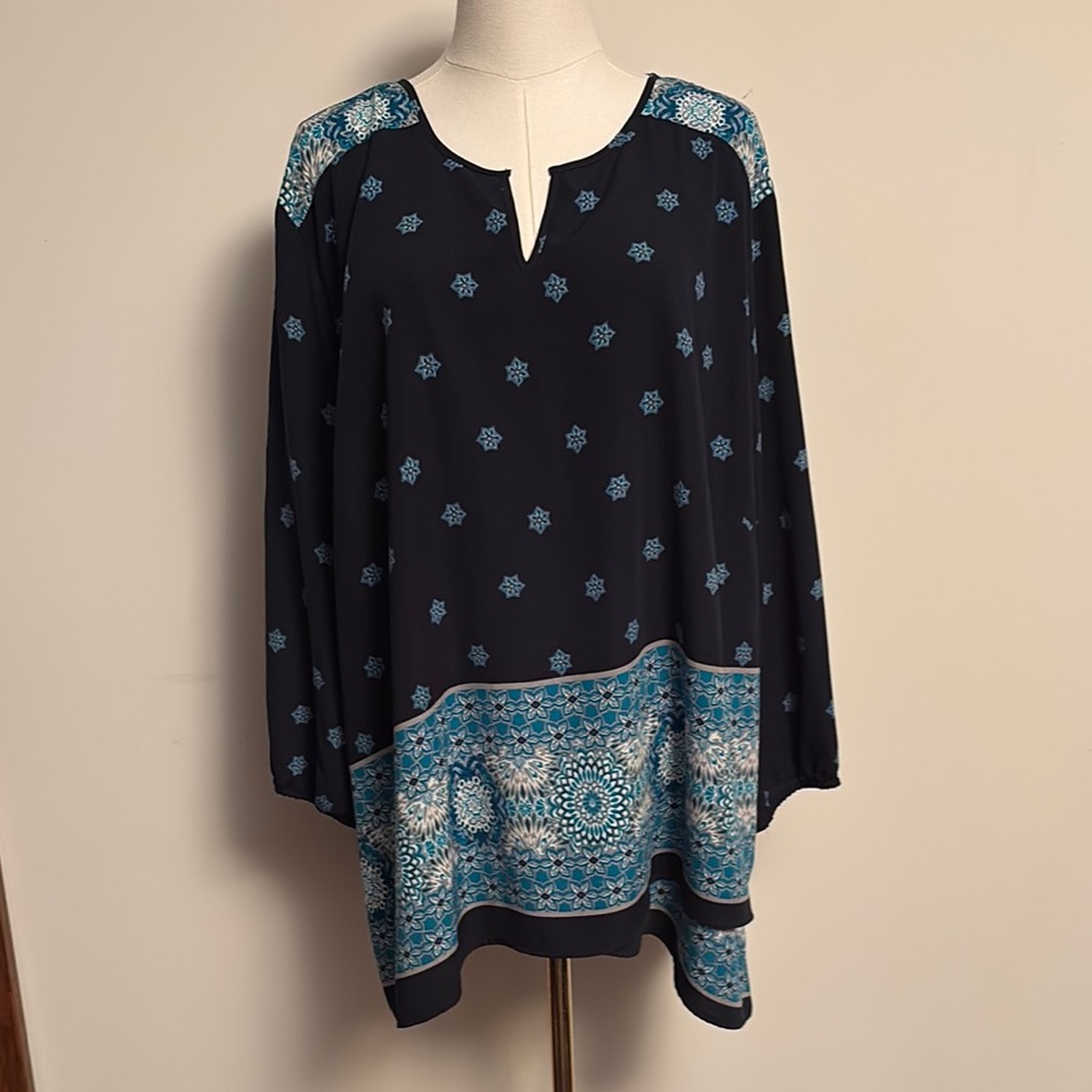 Coldwater Creek Blue Tunic with Split V-Neck and Boxy Style